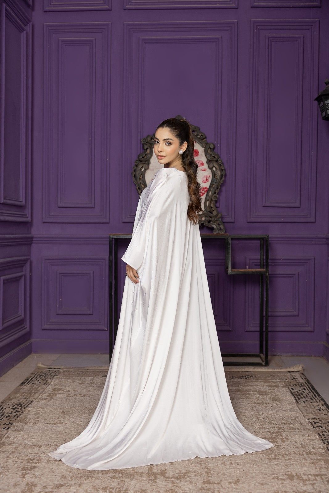White Moon Pearl Abaya