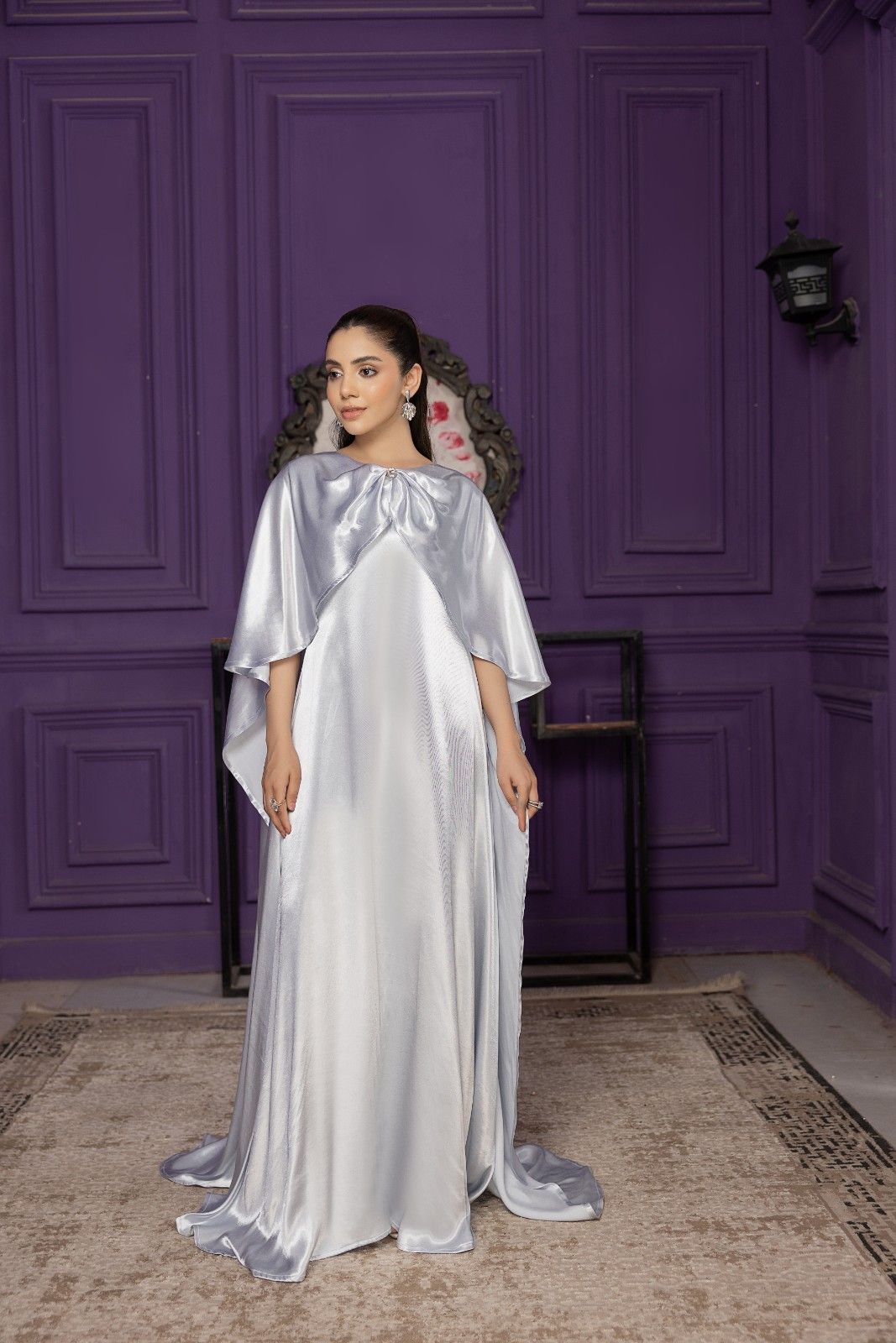 Icy Lumina Flow Abaya