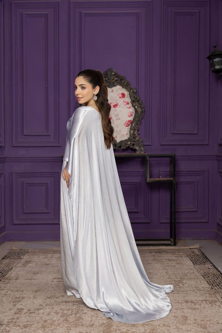 Icy Lumina Flow Abaya